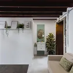 Encanto Canario En *