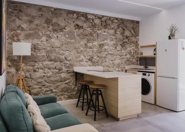 Encanto Canario En *